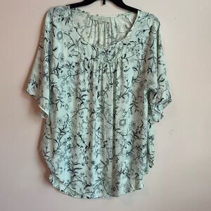 LOFT Black and White Floral Blouse